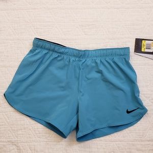 Brand new 3-inches Nike Dry-fit short